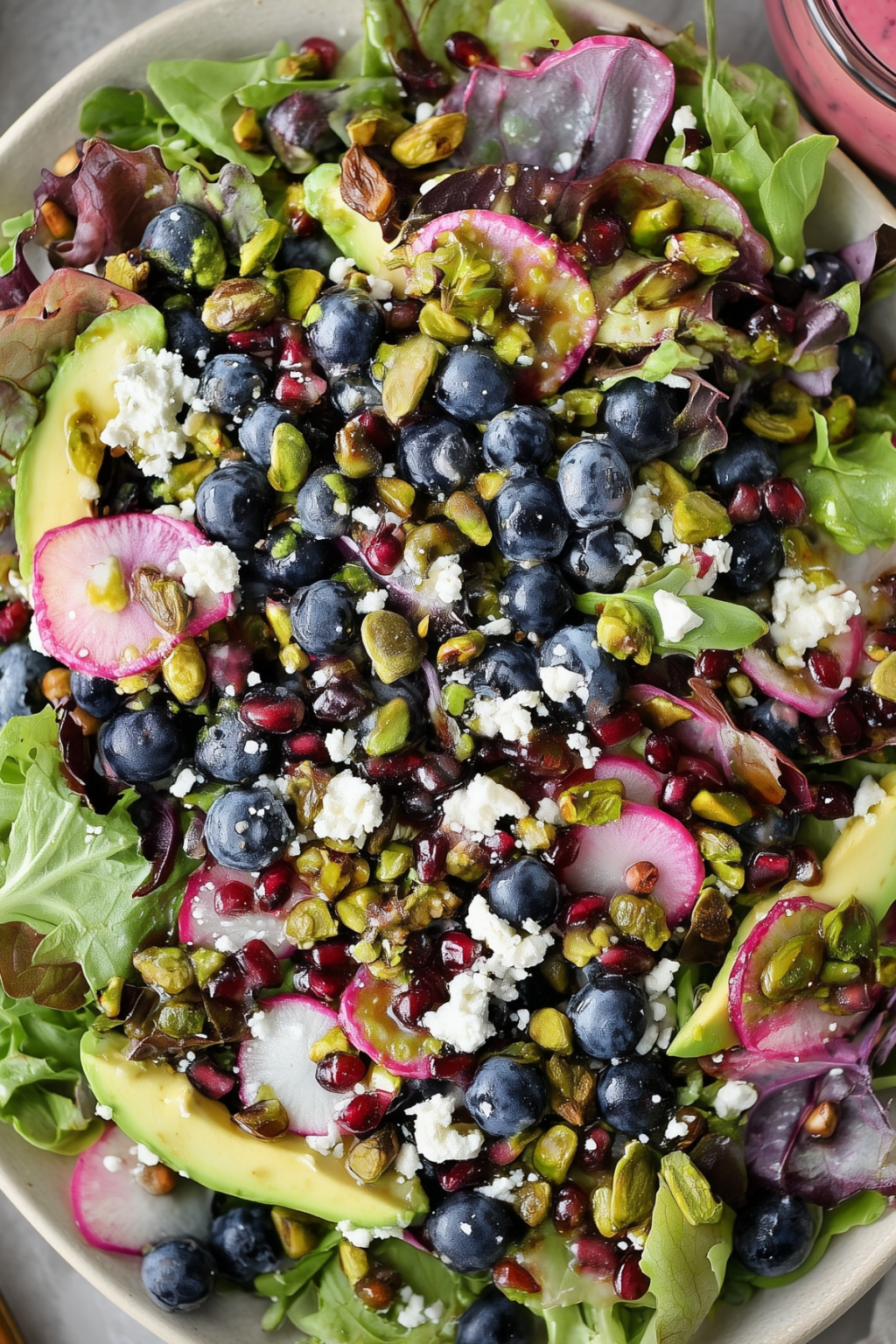 Blueberry Pistachio Spring Salad – Best Spring Favorite - ZazaCook