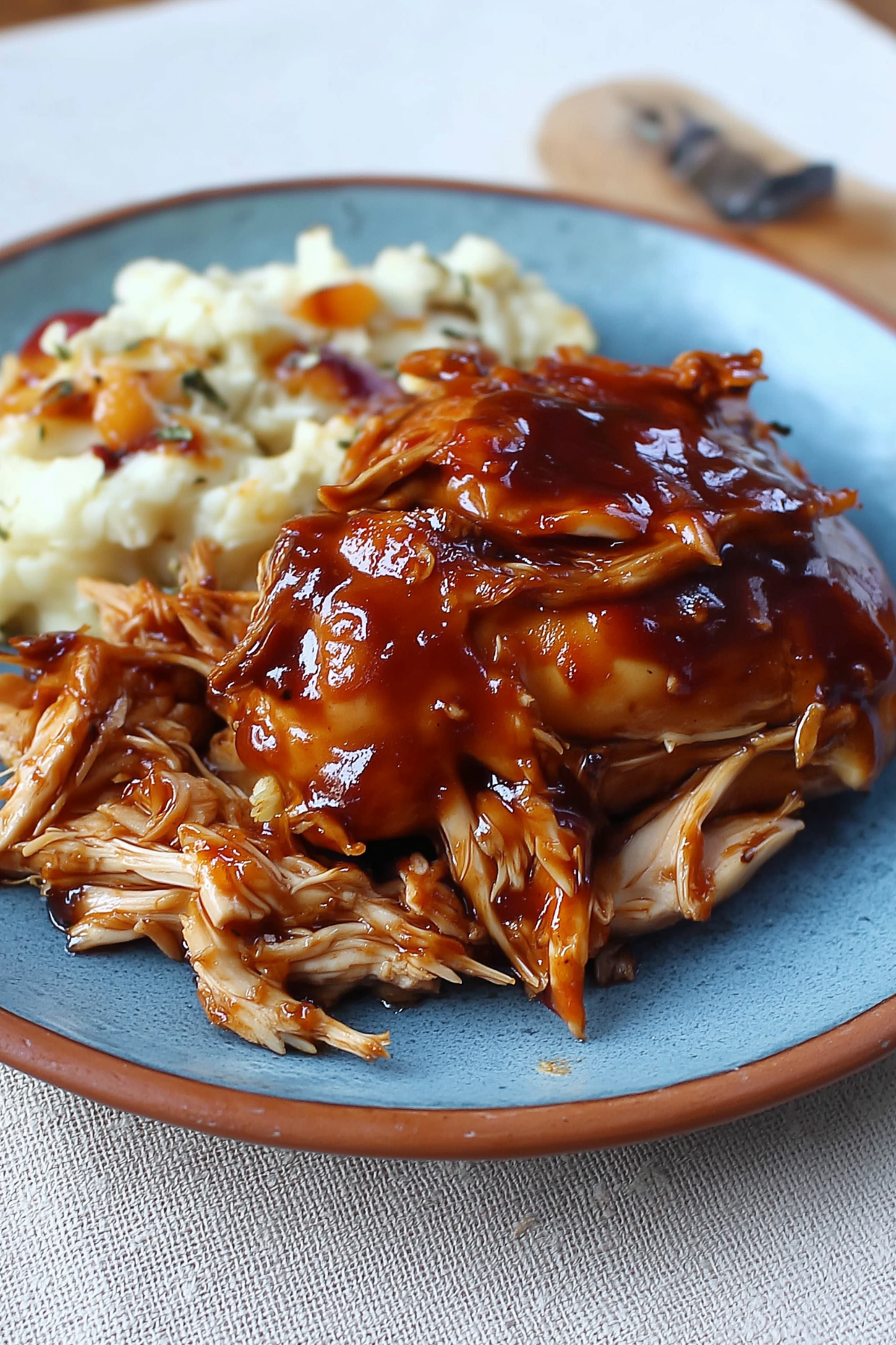 Slow Cooker Chicken with Sweet Peach Barbecue Glaze